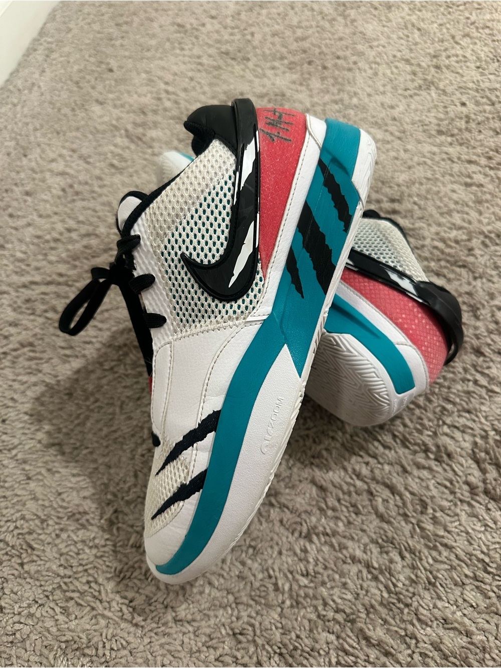 Nike JA Morant Sneakers
